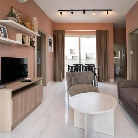 شقة Peaceful 2br Penthouse With Terrace Views & By360 Estates *