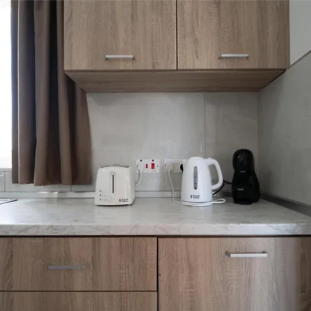 Peaceful 2br Penthouse With Terrace Views & By360 Estates Apartamento