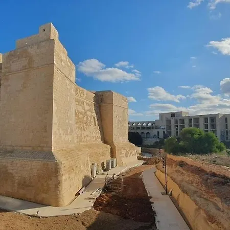 شقة Peaceful 2br Penthouse With Terrace Views & By360 Estates *
