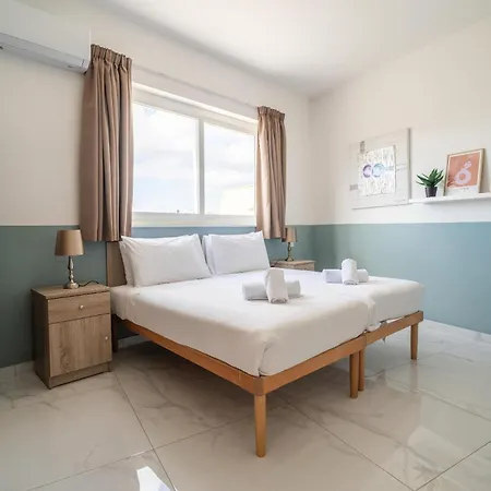 Apartment Peaceful 2br Penthouse With Terrace Views & By360 Estates *