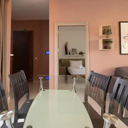 Peaceful 2br Penthouse With Terrace Views & By360 Estates Kappara