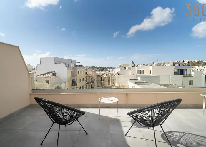 Peaceful 2br Penthouse With Terrace Views & By360 Estates Apartament Kappara