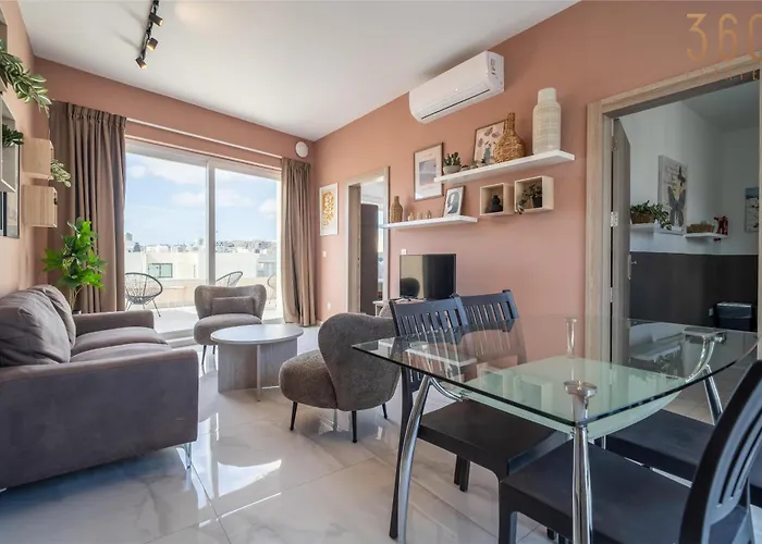 Apartament Peaceful 2br Penthouse With Terrace Views & By360 Estates
