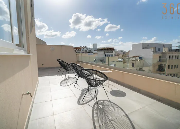 Peaceful 2br Penthouse With Terrace Views & By360 Estates *