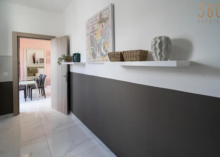 Apartament Peaceful 2br Penthouse With Terrace Views & By360 Estates *