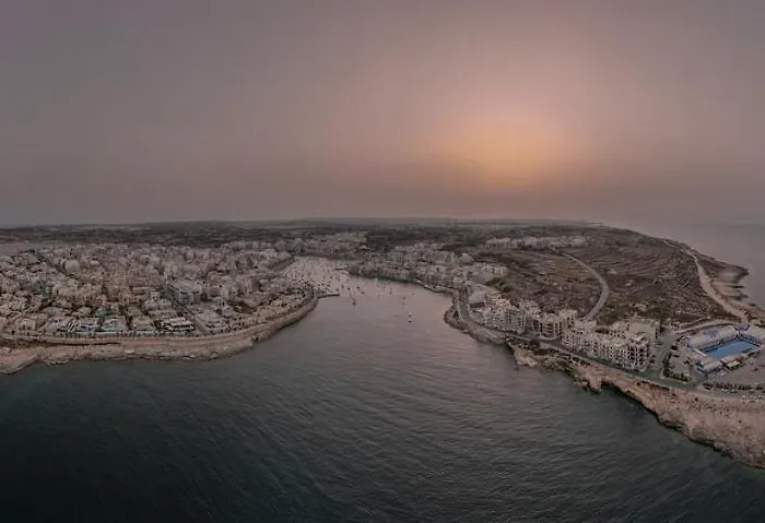 Appartement Peaceful 2br Penthouse With Terrace Views & By360 Estates